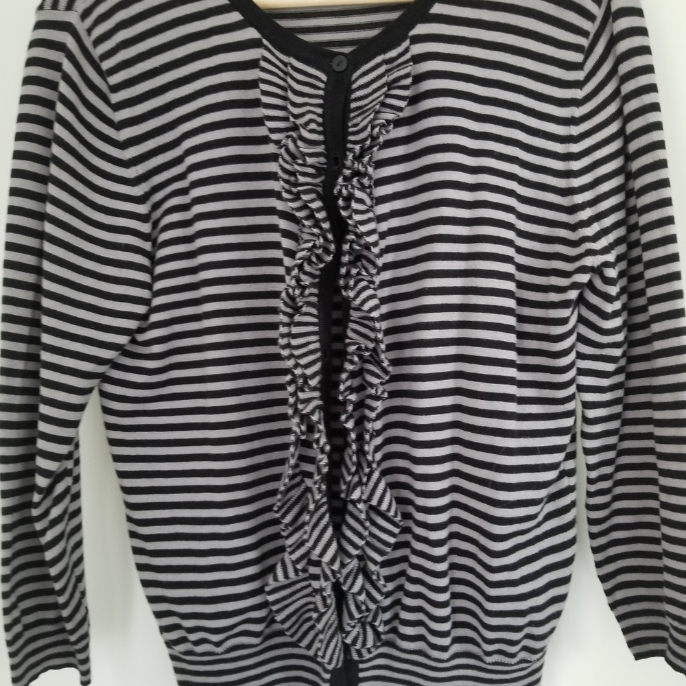 Tracy M. Cardigan. Size Large